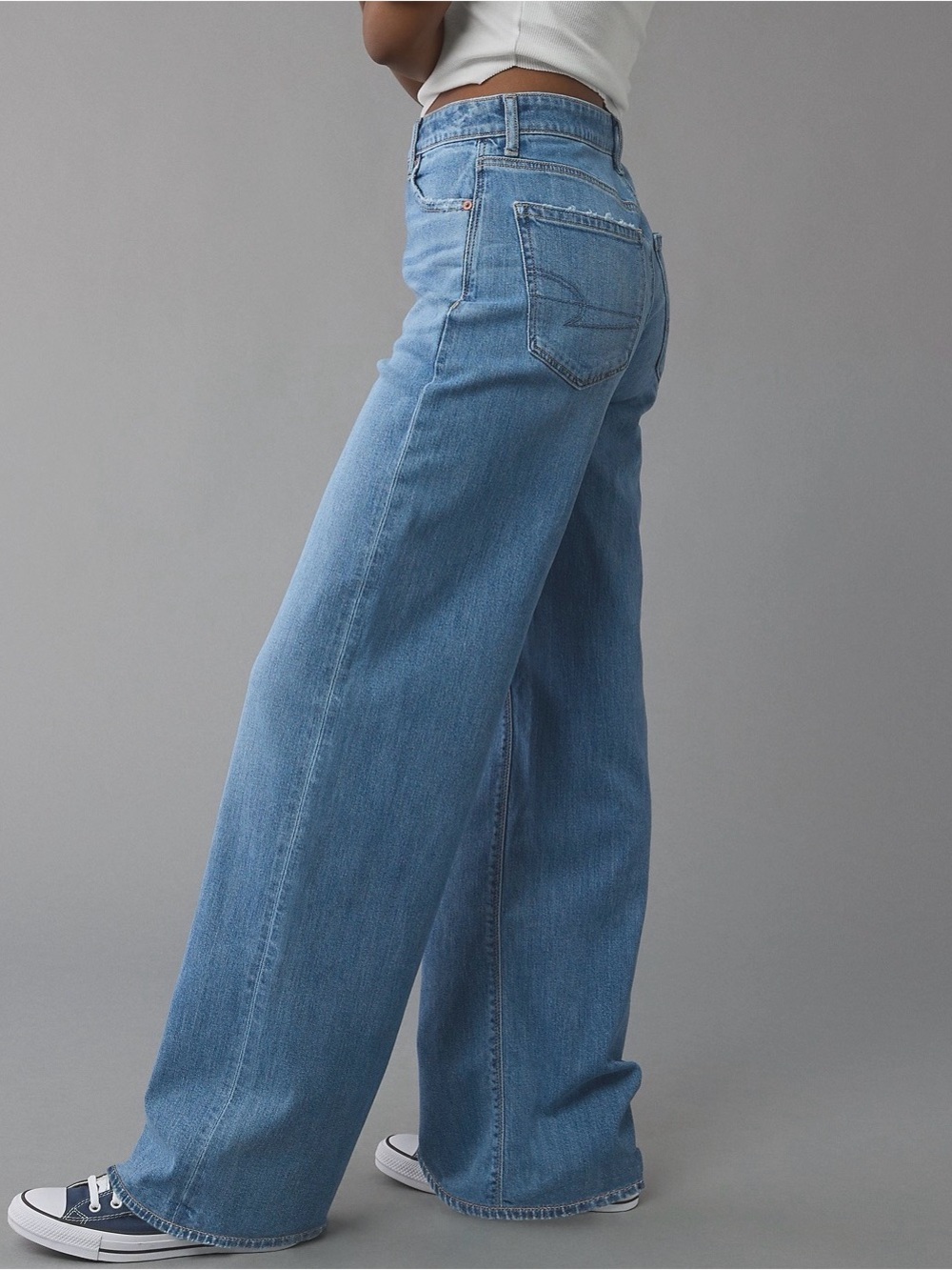 American Eagle Outfitters Light Blue Wide-Leg Jeans